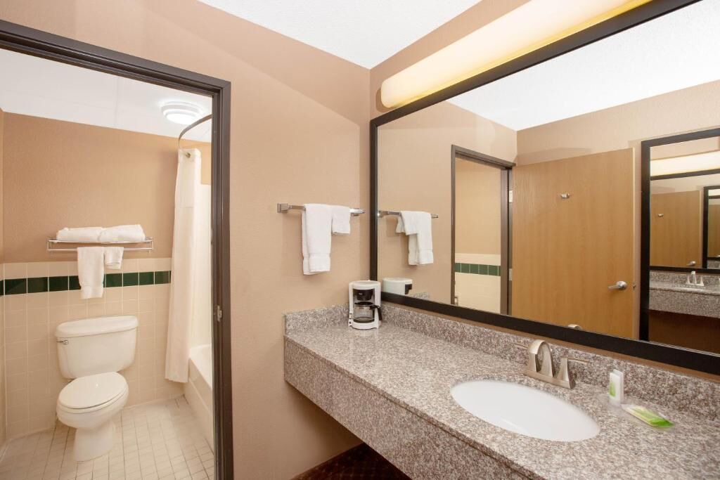 Photo of Bathroom in Oakdale