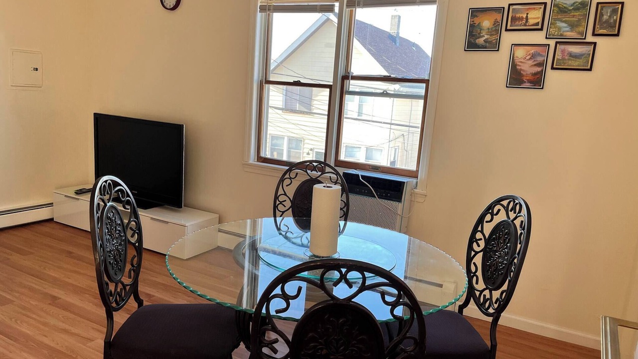 Photo of Bedroom in Linden
