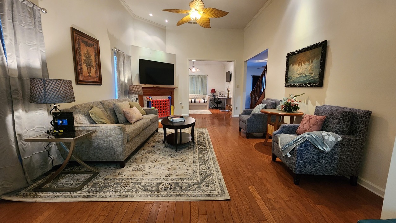 Photo of Livingroom in Harbor Town