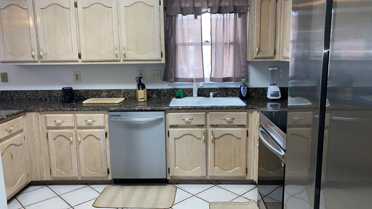 Photo of Kitchen in Harbor Town