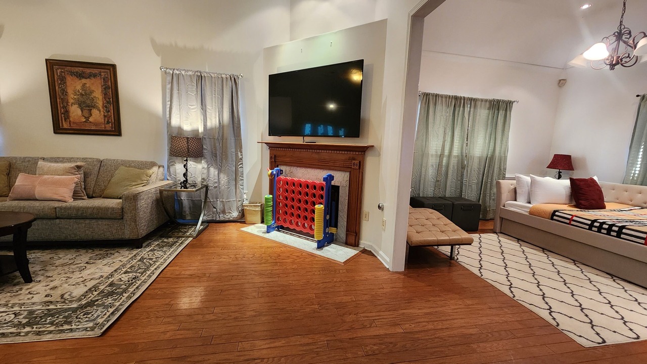 Photo of Livingroom in Harbor Town