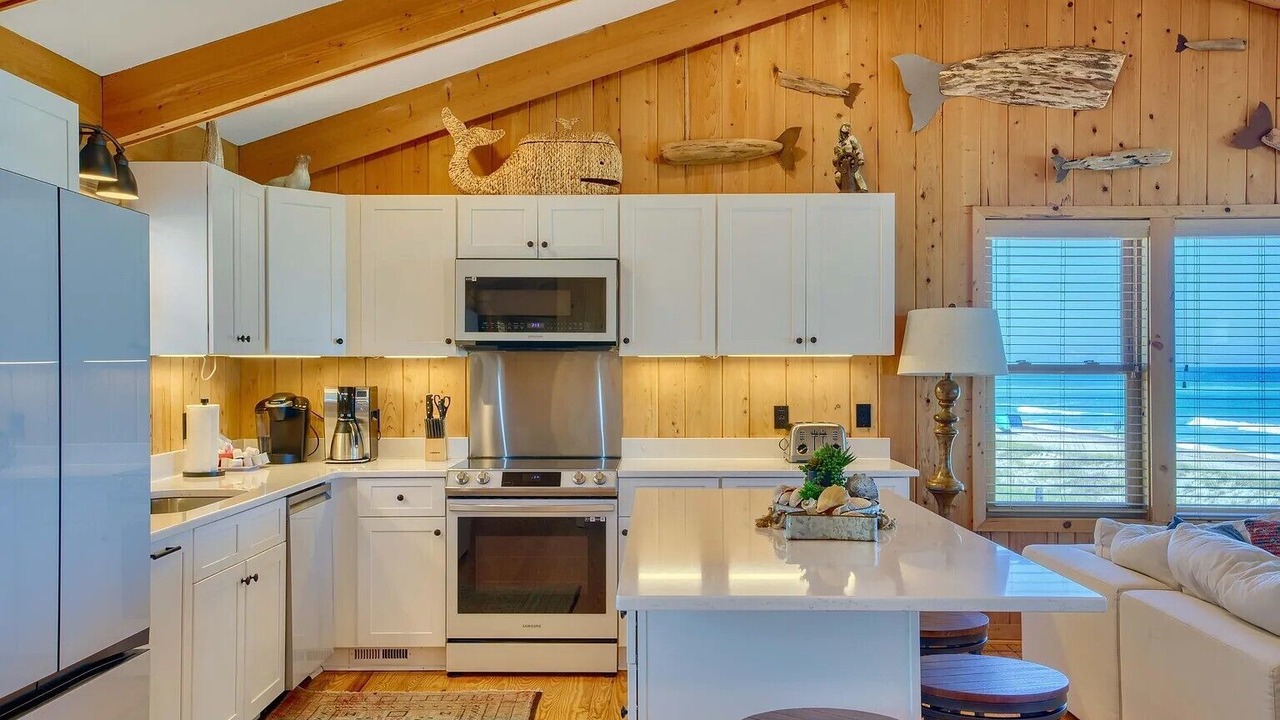 Photo of Kitchen in McCutcheon Field