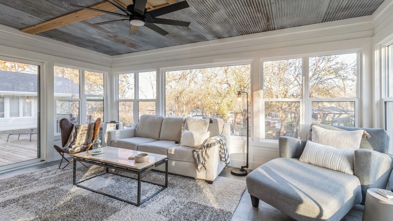 Photo of Livingroom in Urbandale