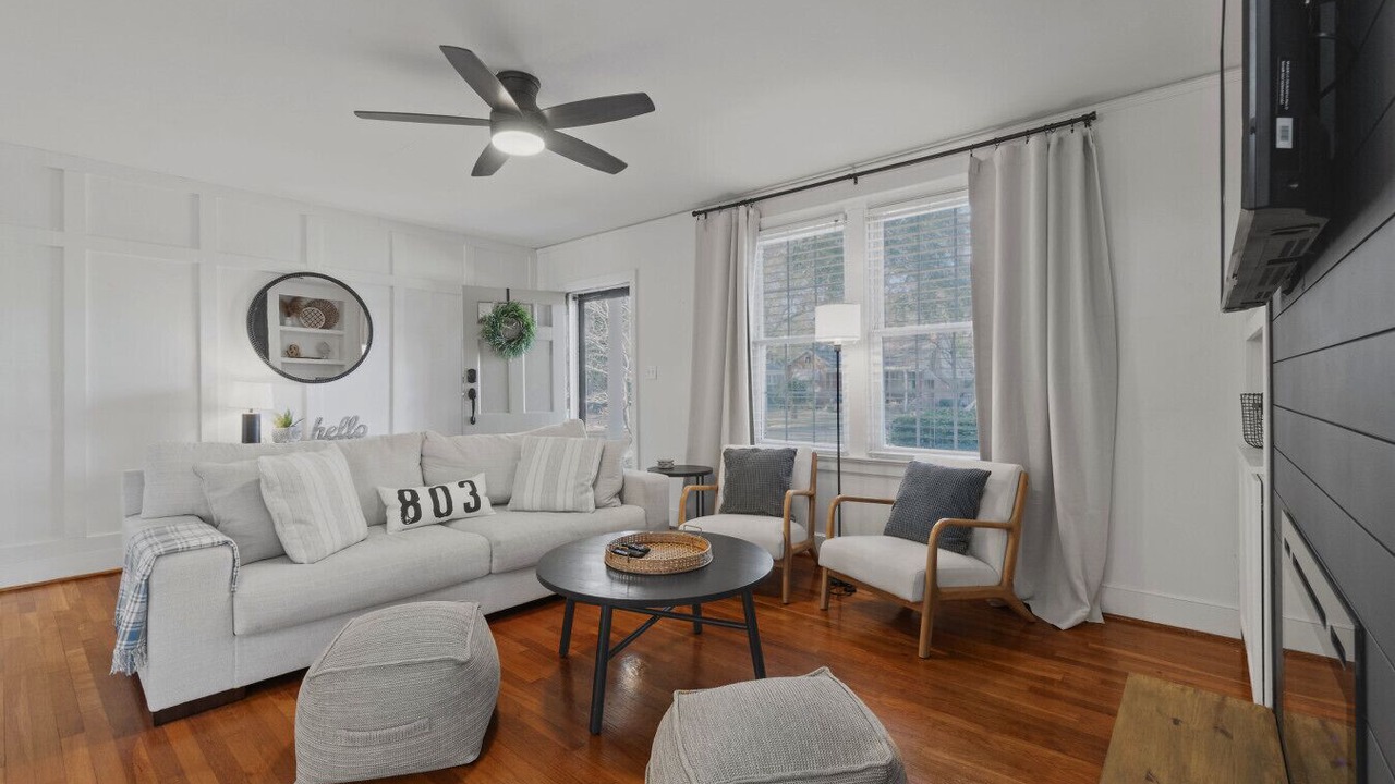 Photo of Livingroom in Rosewood