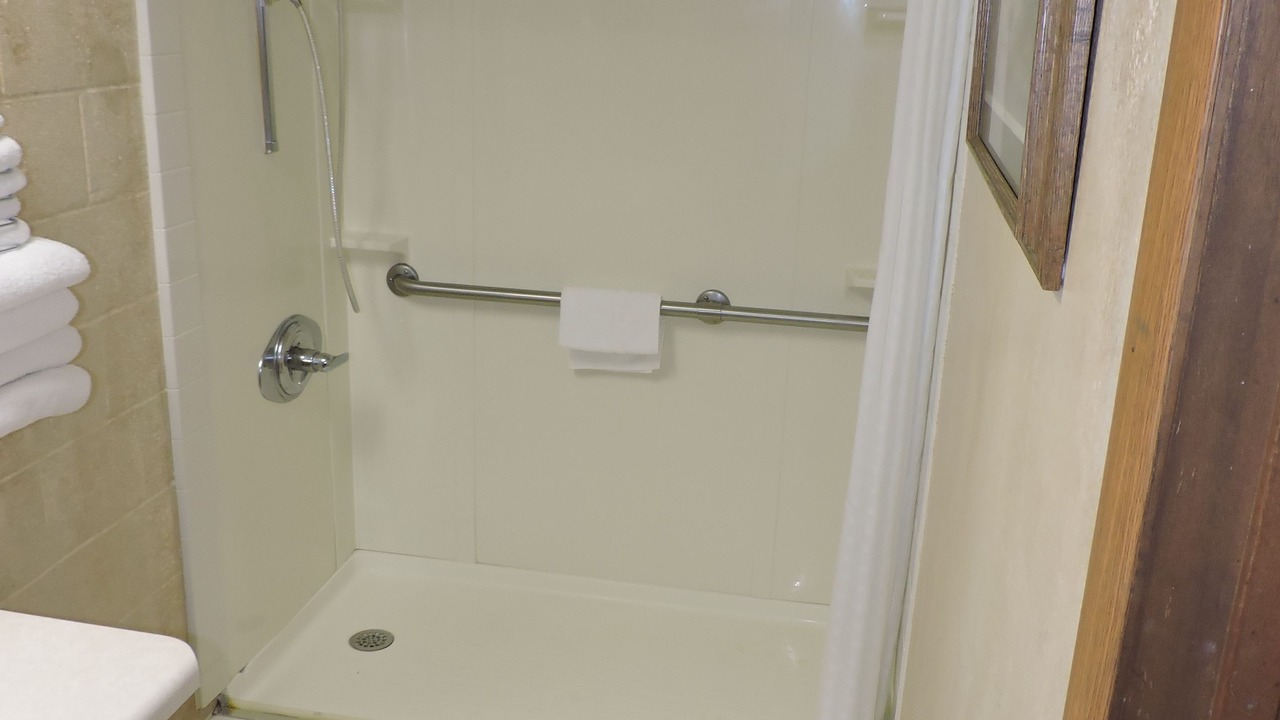 Photo of Bathroom in Albia
