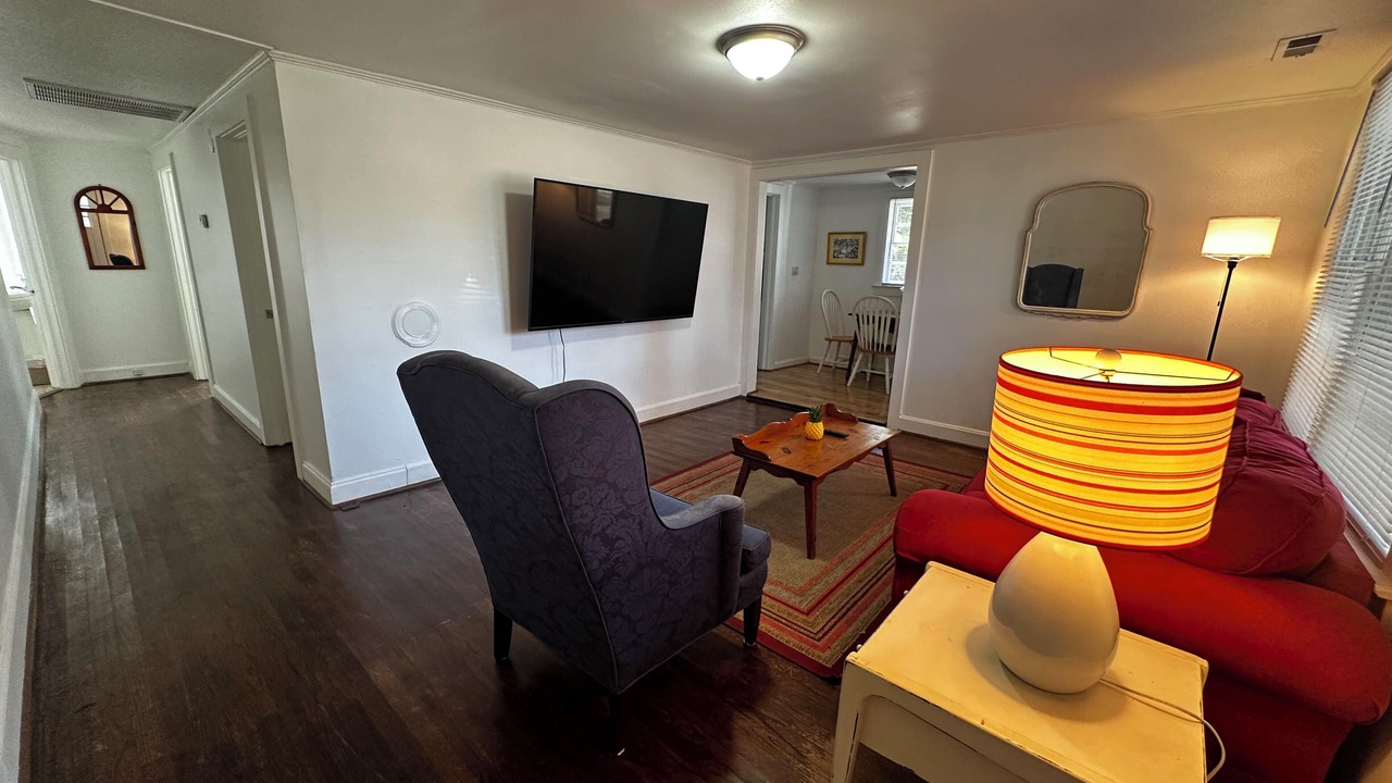 Photo of Livingroom in Whiteville