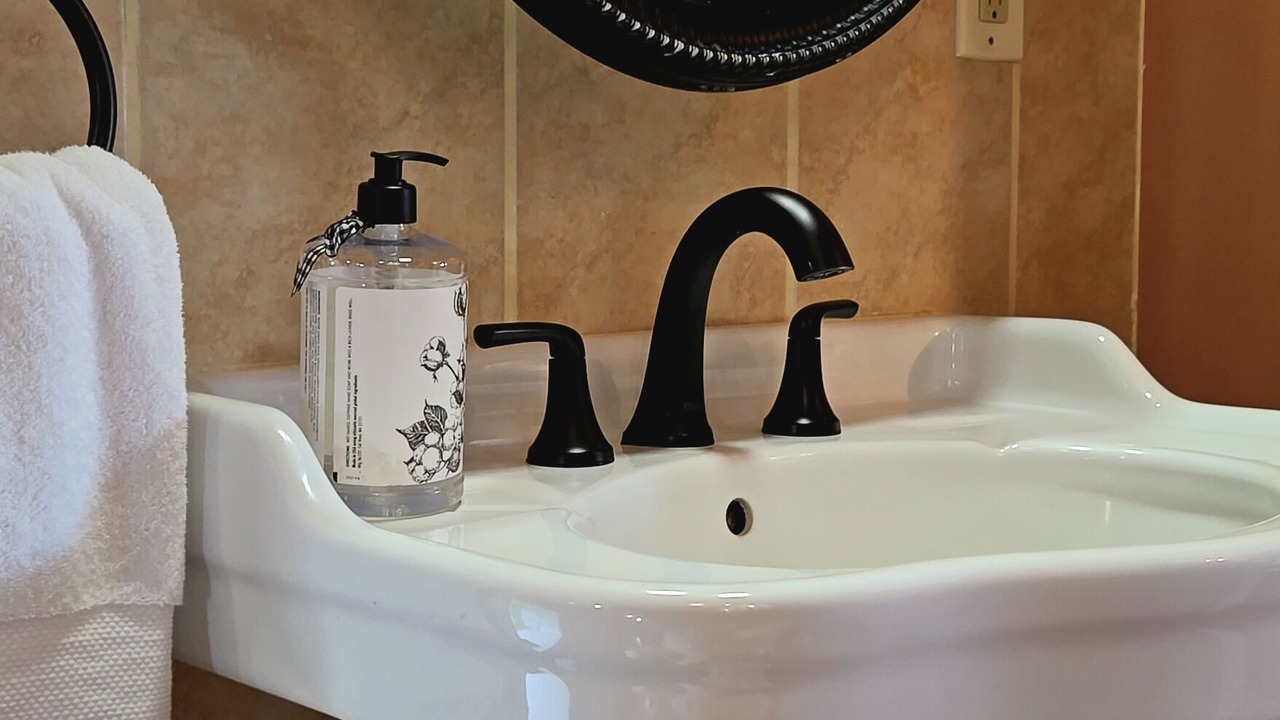 Photo of Bathroom in Rippon