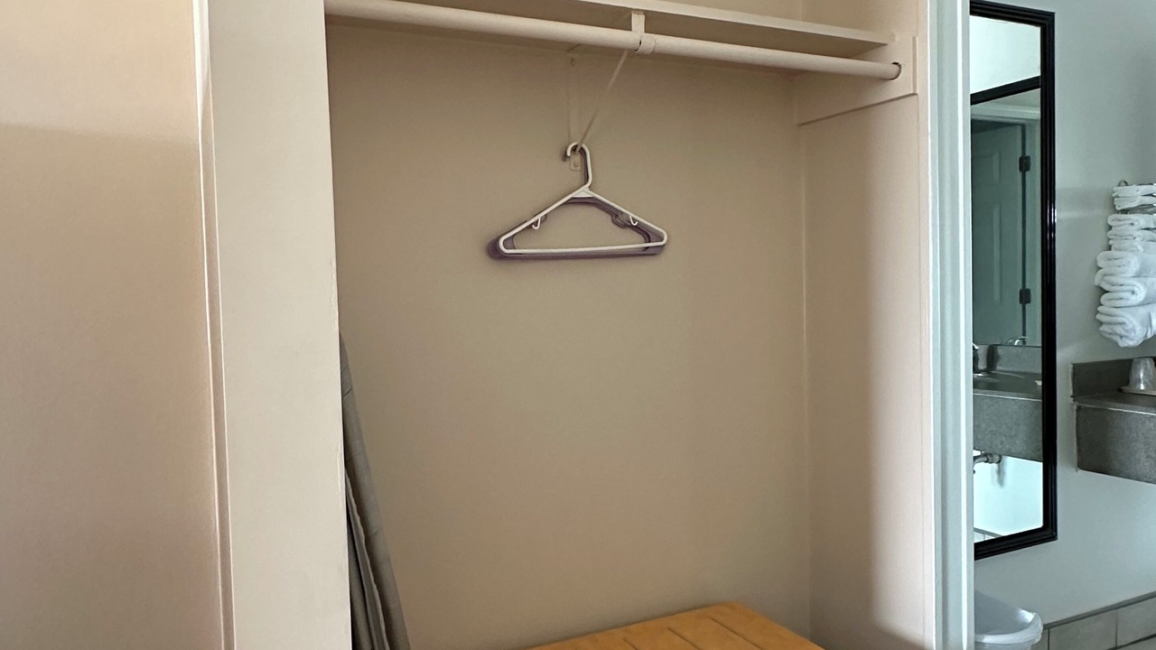 Photo of Bedroom in Lake City