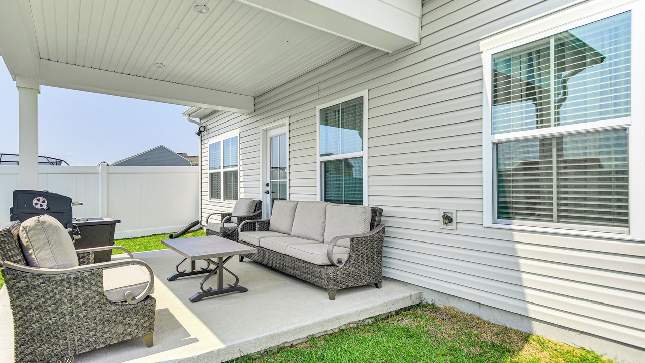 Photo of Patio Balcony in Elizabeth City