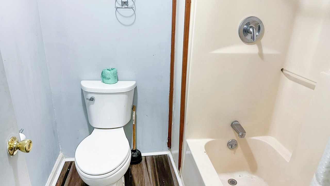 Photo of Bathroom in Cedar Bluff