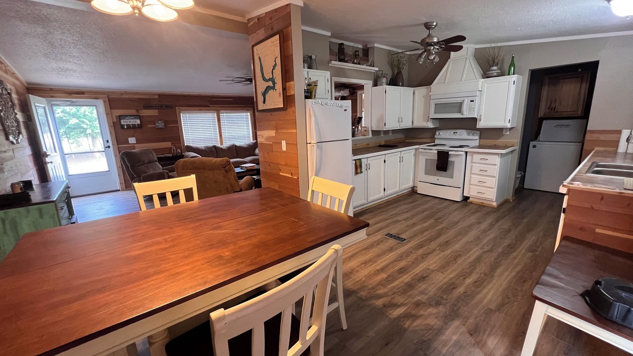 Photo of Kitchen in Osage County