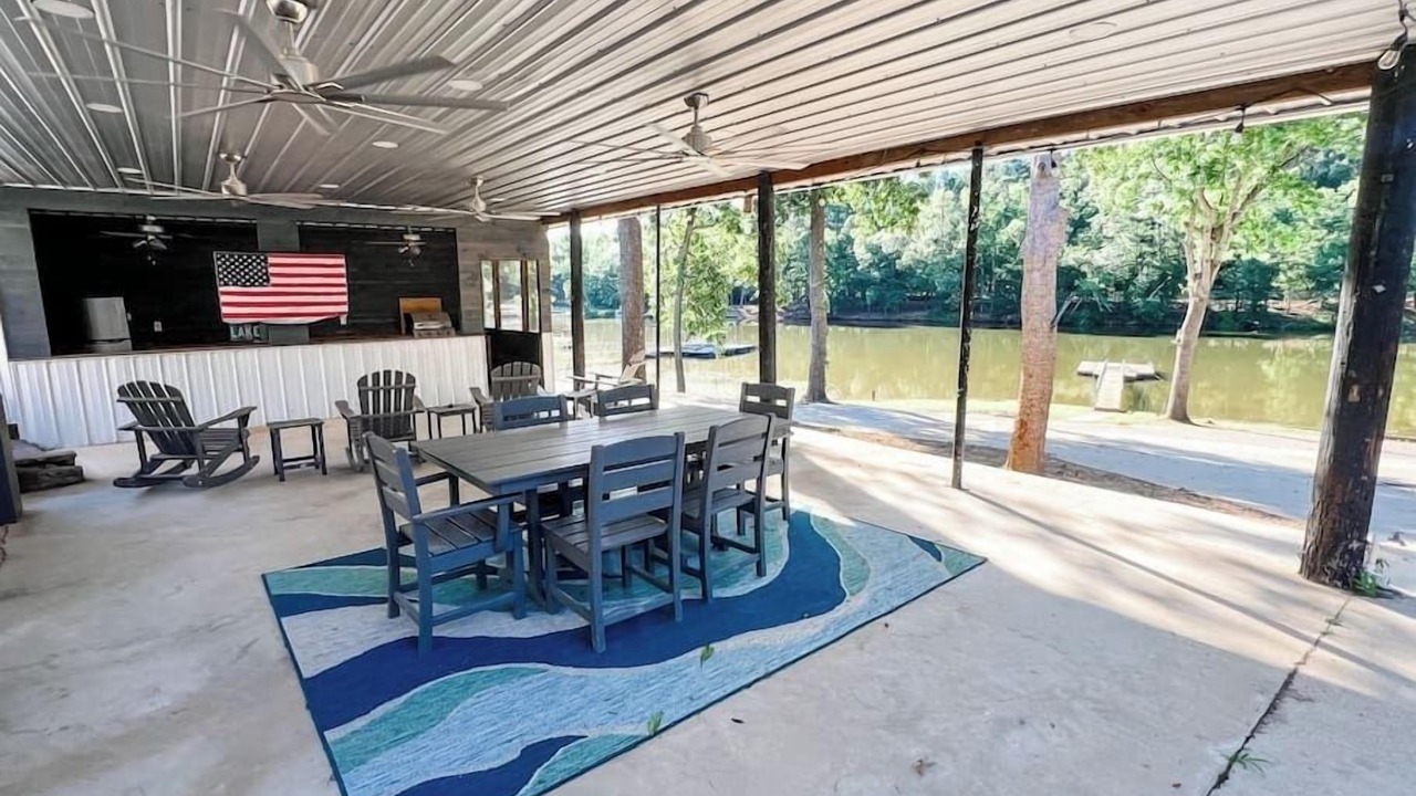 Photo of Outdoor in Trimble