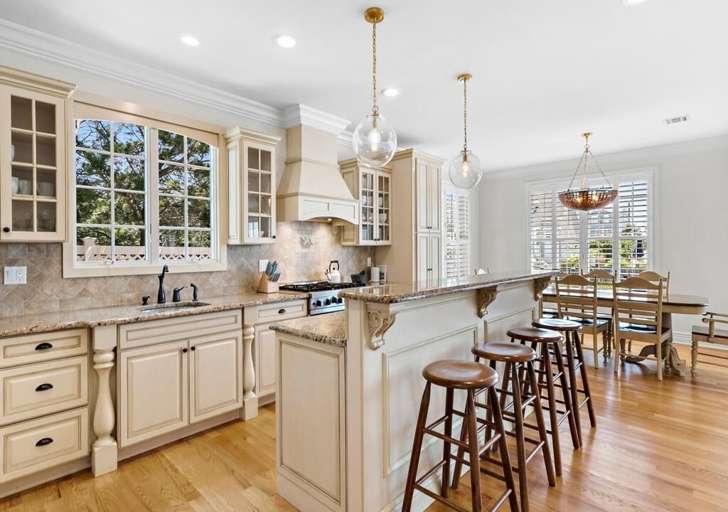 Photo of Kitchen in Loveladies
