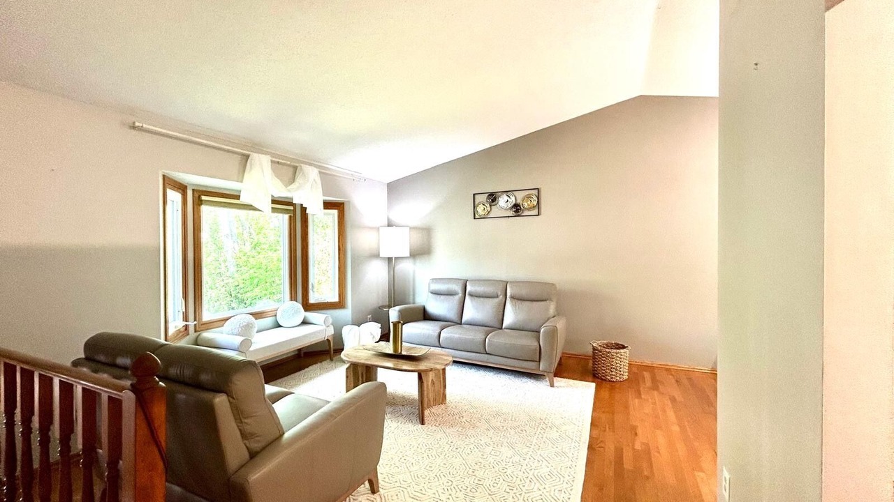 Photo of Livingroom in Burnsville