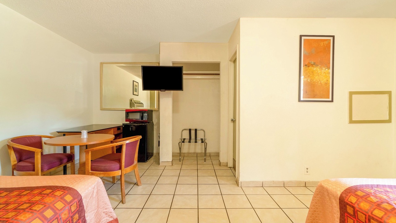 Photo of Bedroom in El Dorado