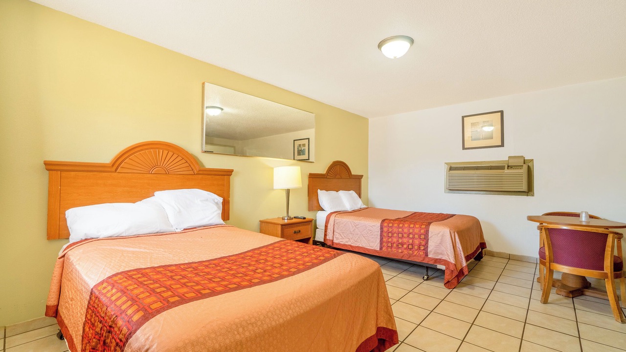 Photo of Bedroom in El Dorado