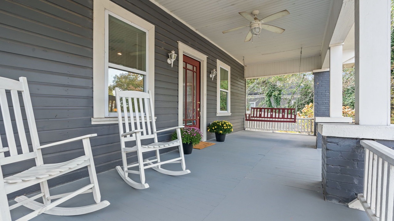 Photo of Patio Balcony in Crestline Heights