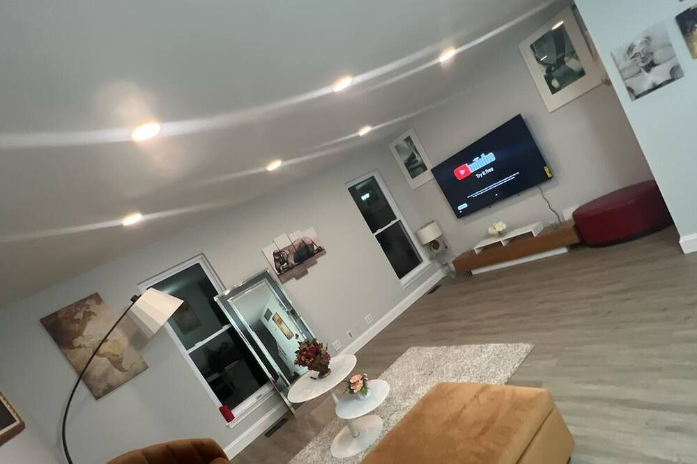 Photo of Livingroom in Laurel