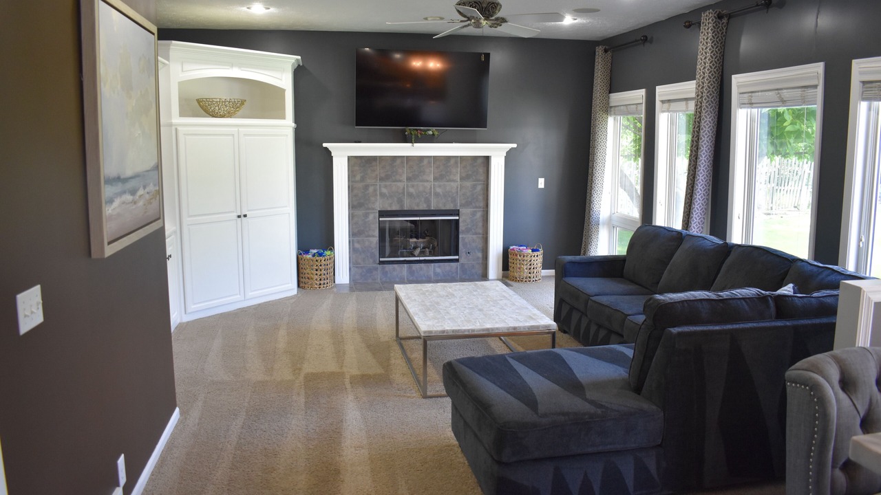 Photo of Livingroom in Omaha