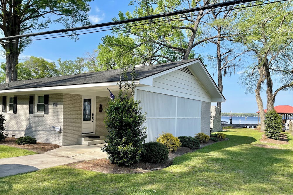 Photo of Outdoor in Lake Waccamaw