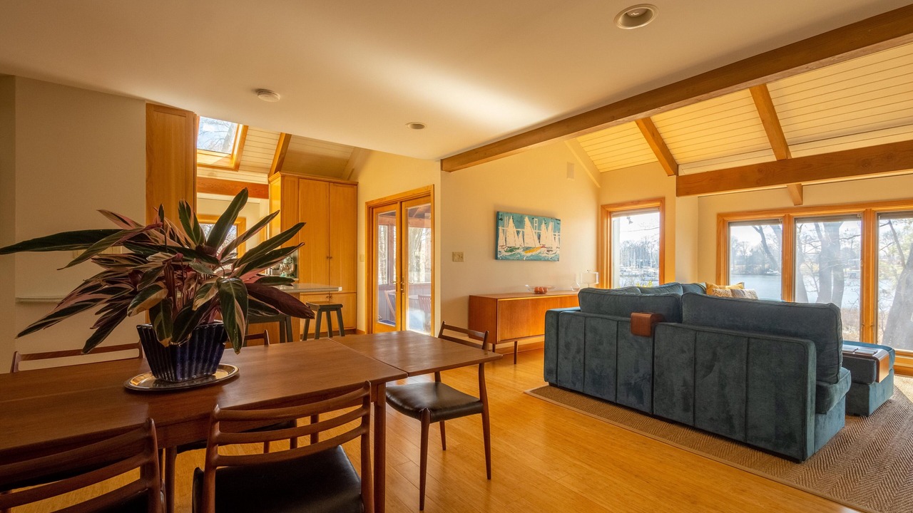 Photo of Livingroom in Selby-on-the-Bay