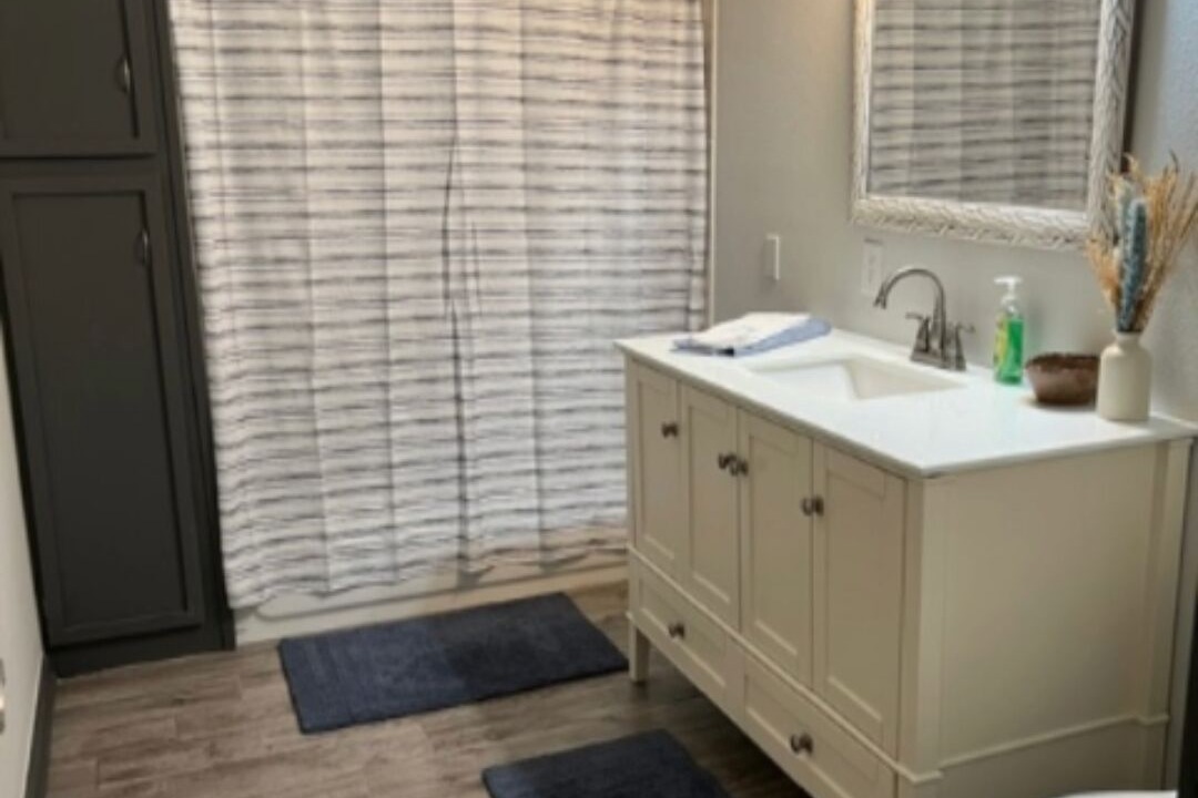 Photo of Bathroom in Vinita