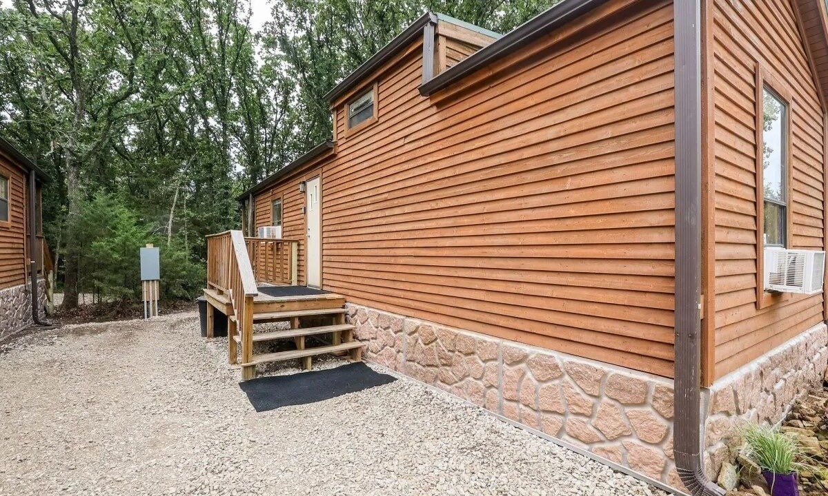 Photo of Outdoor in Neal