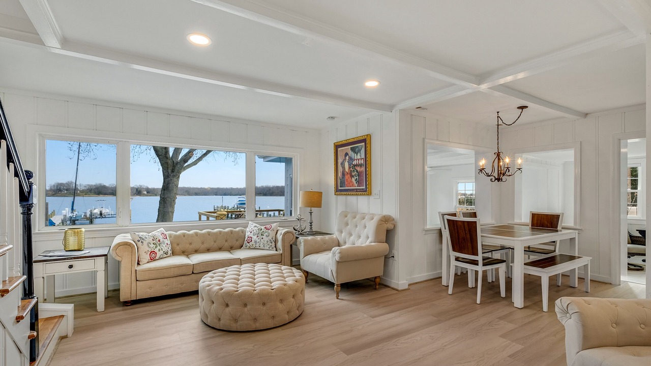 Photo of Livingroom in Selby-on-the-Bay