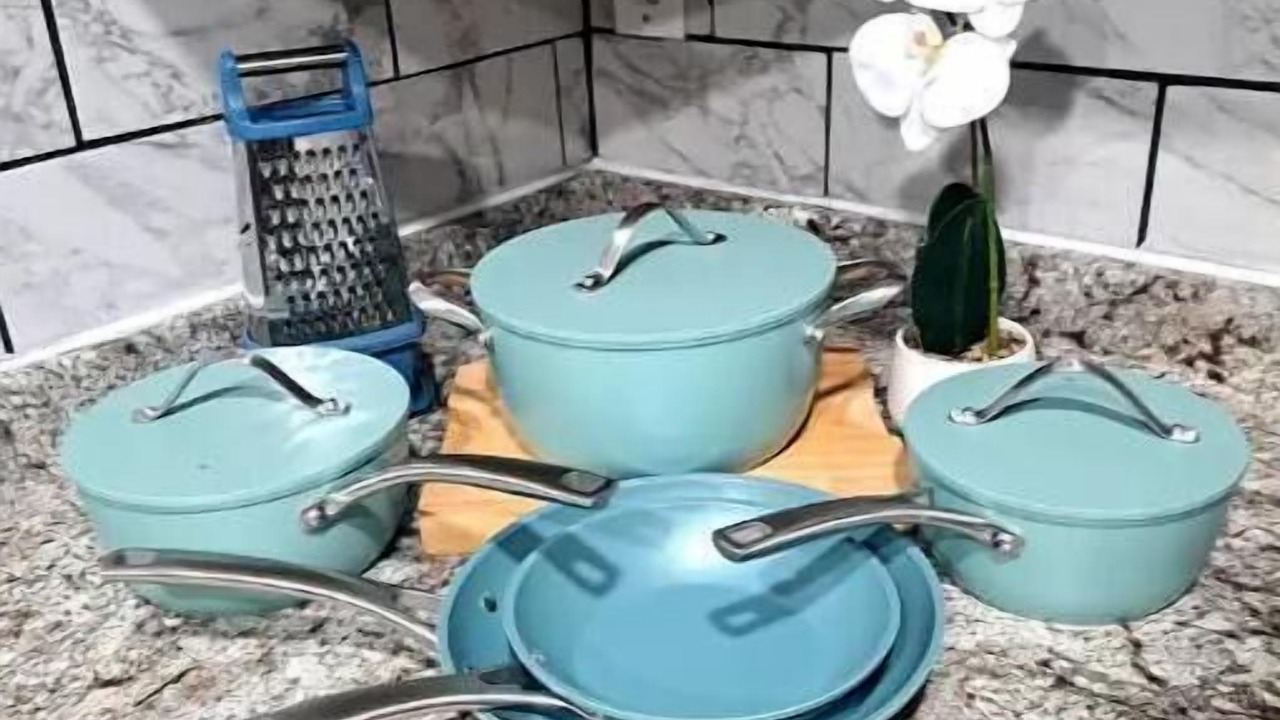 Photo of Kitchen in Hampden