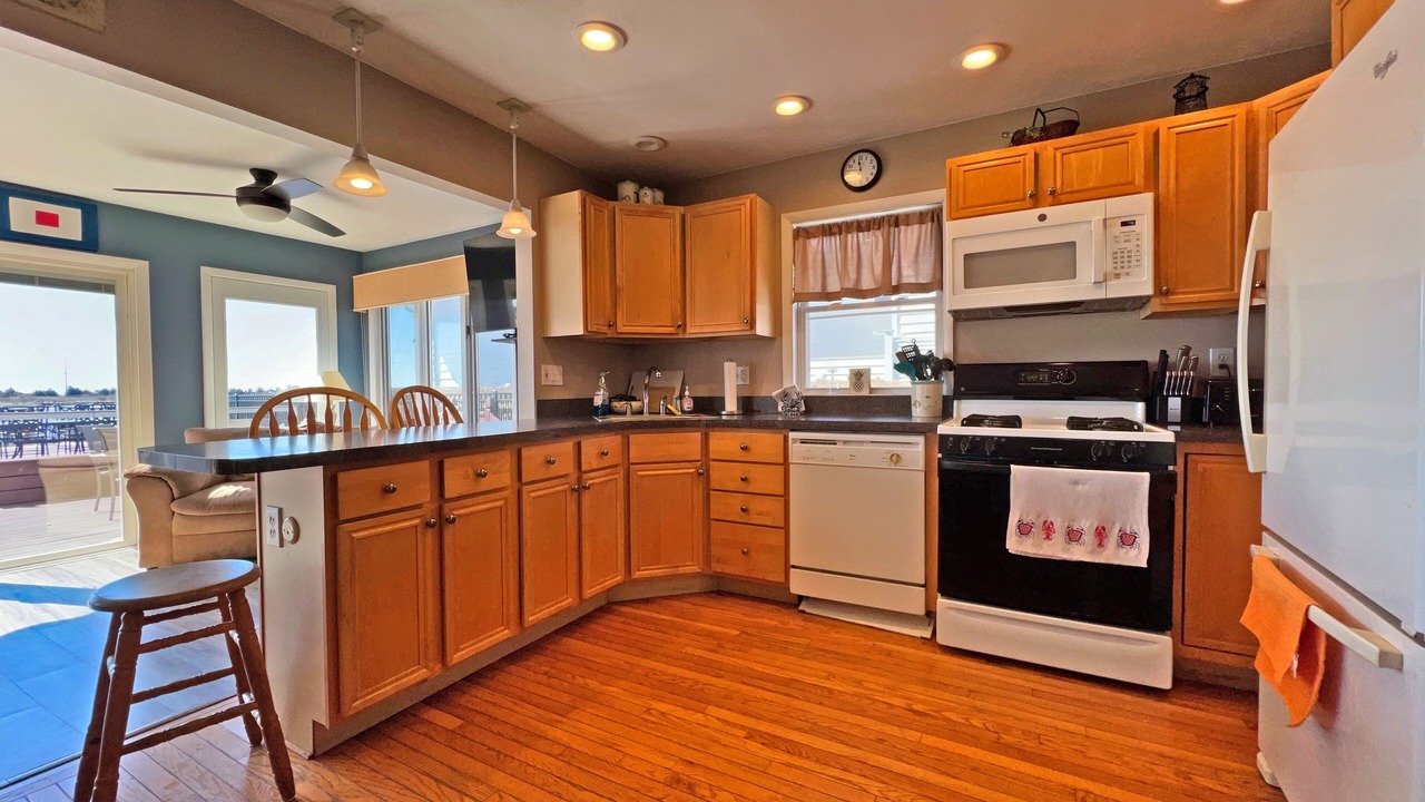 Photo of Kitchen in Cape May Court House