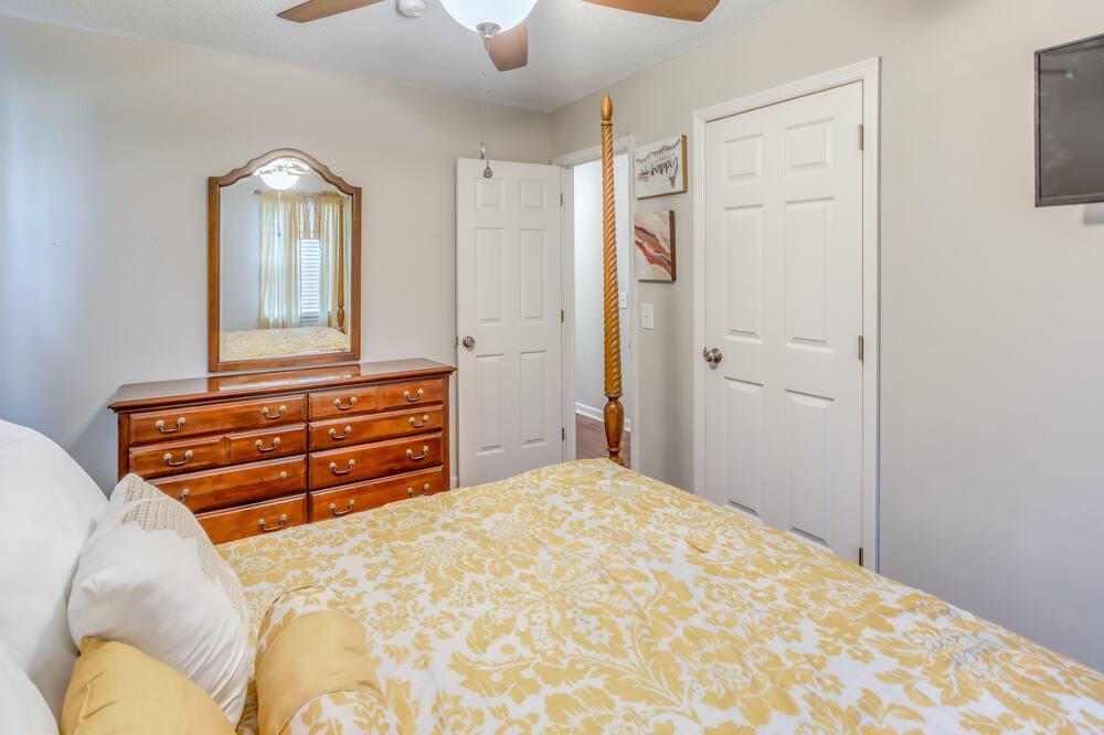 Photo of Bedroom in Marion