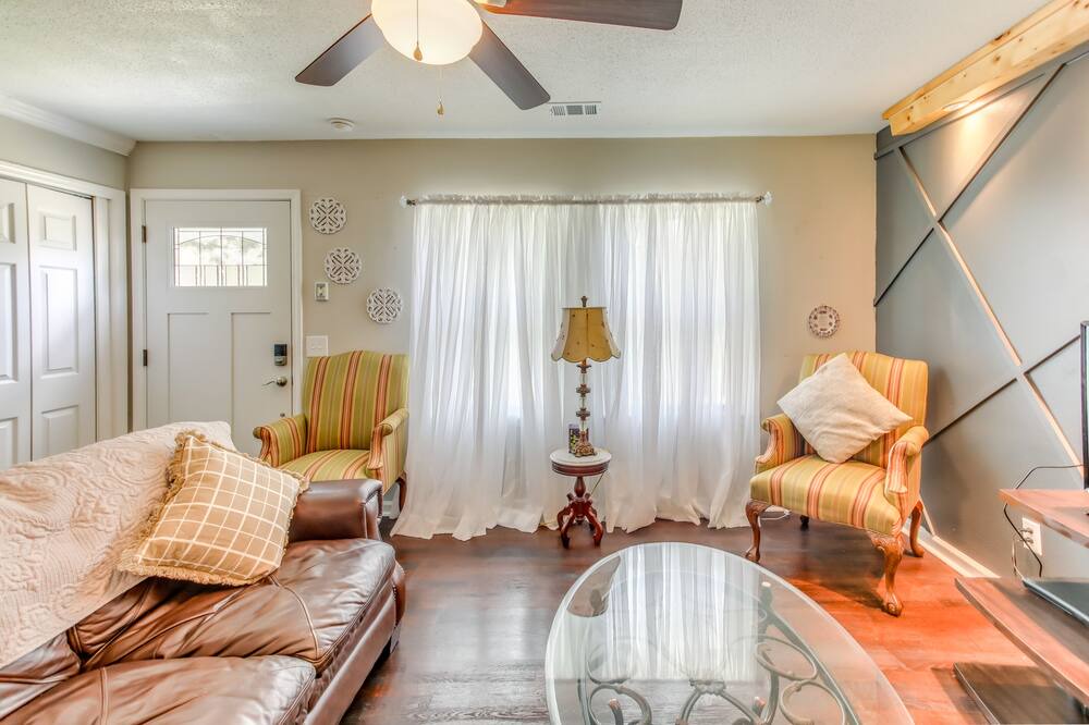 Photo of Livingroom in Marion