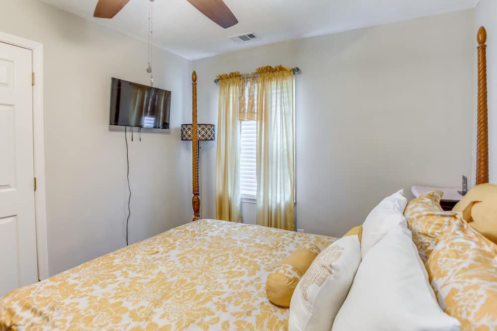 Photo of Bedroom in Marion