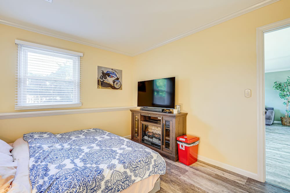 Photo of Bedroom in Ortley Beach