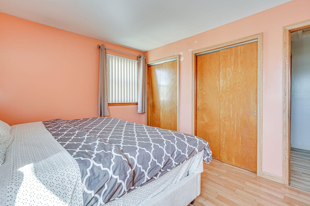 Photo of Bedroom in Ortley Beach