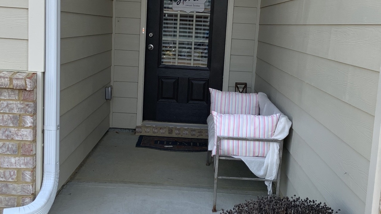 Photo of Patio Balcony in Calhoun
