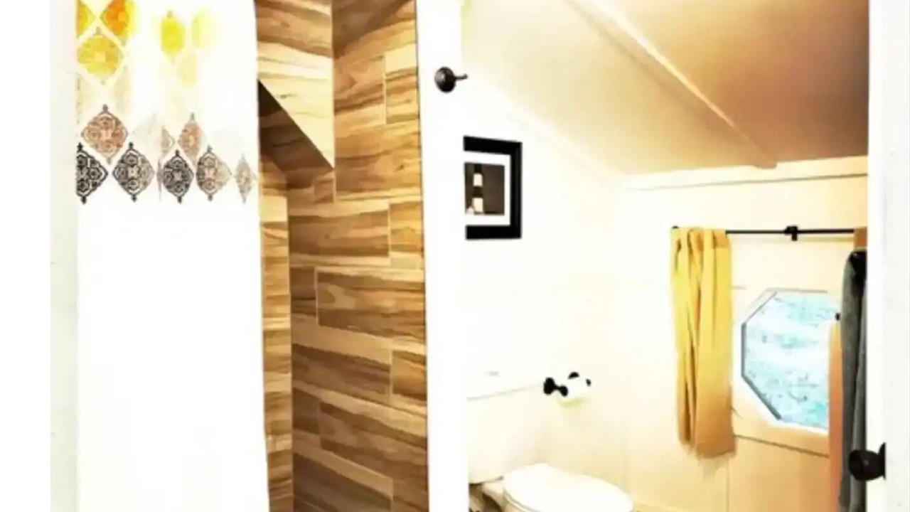 Photo of Others in Bynum