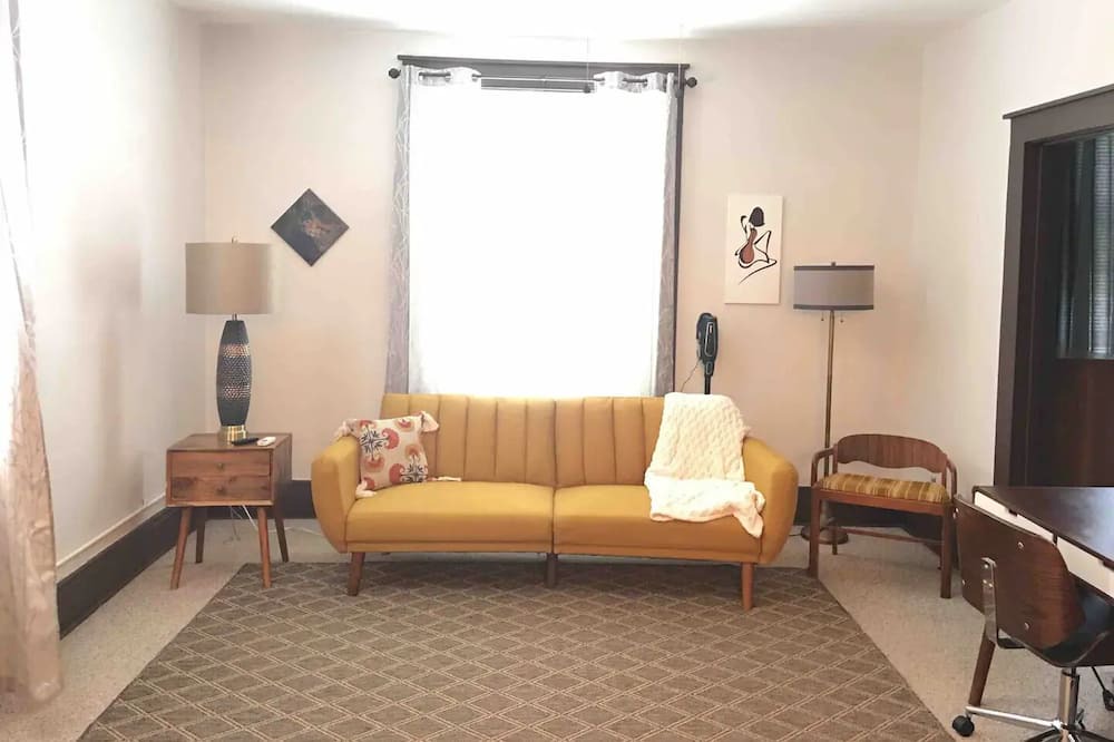 Photo of Livingroom in Boone