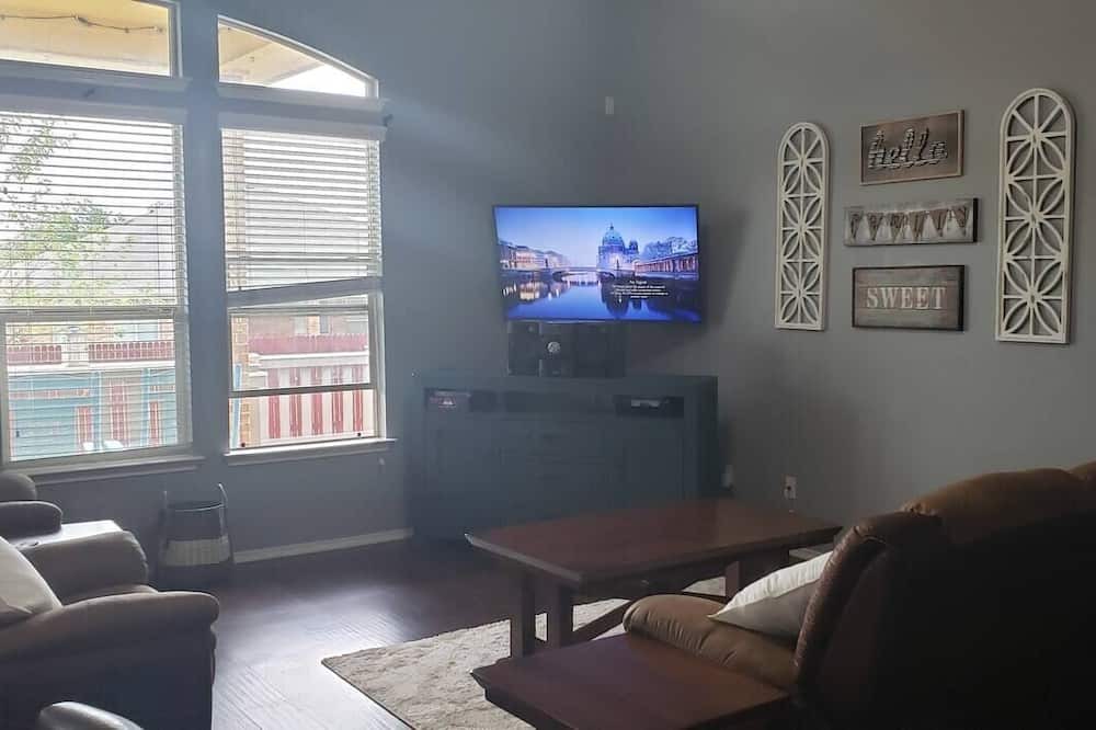Photo of Livingroom in Killeen