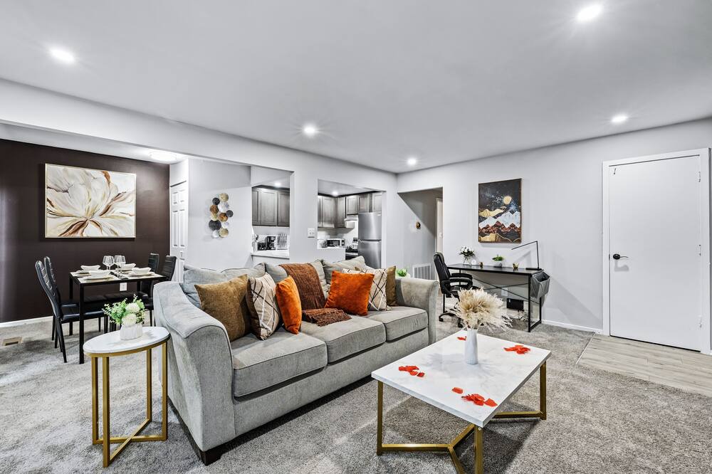 Photo of Livingroom in Towson