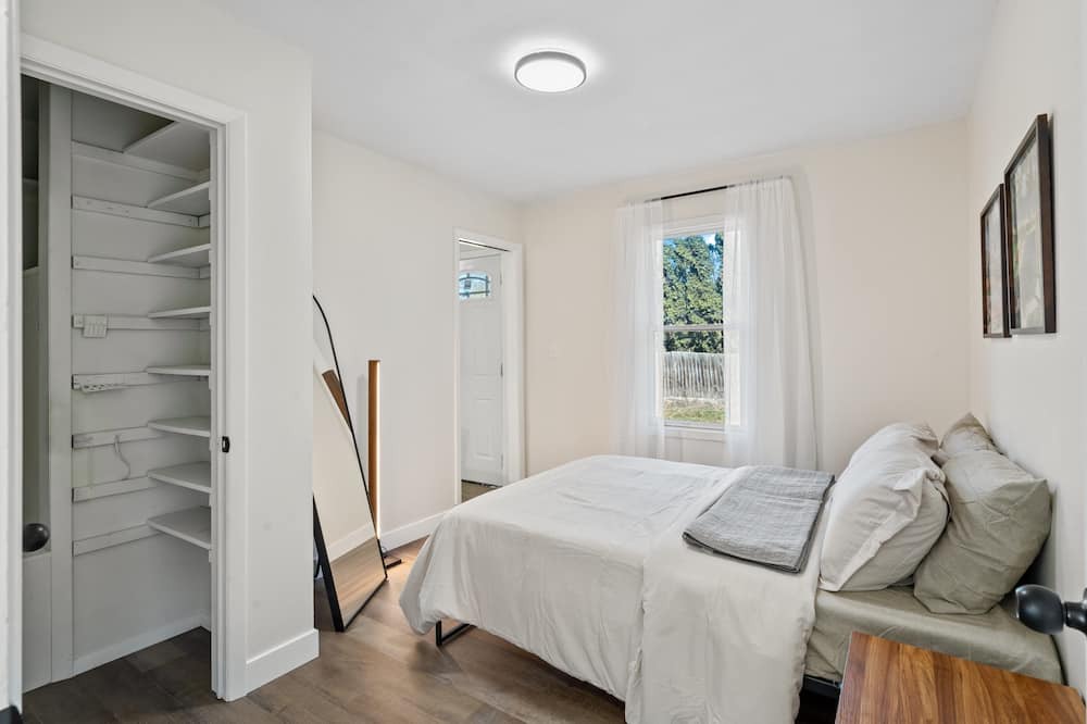 Photo of Bedroom in Iowa City