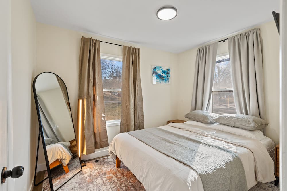 Photo of Bedroom in Iowa City
