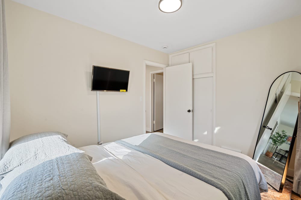 Photo of Bedroom in Iowa City