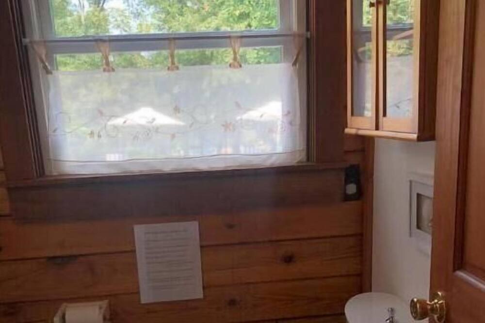 Photo of Bathroom in Belmar