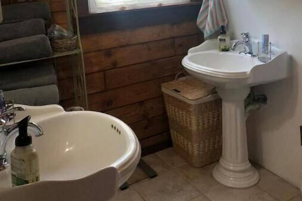 Photo of Bathroom in Belmar