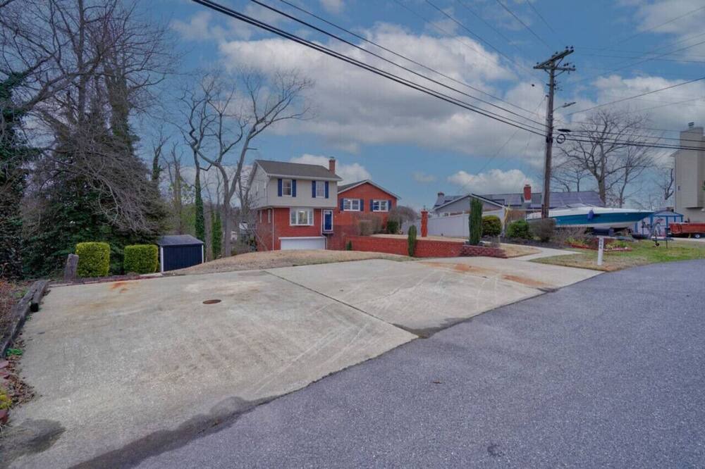 Photo of Outdoor in Glen Burnie