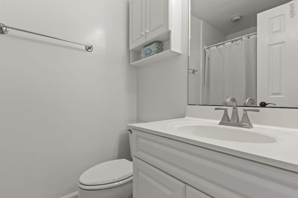Photo of Bathroom in McCutcheon Field
