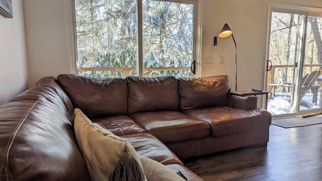 Photo of Livingroom in Charter Hills