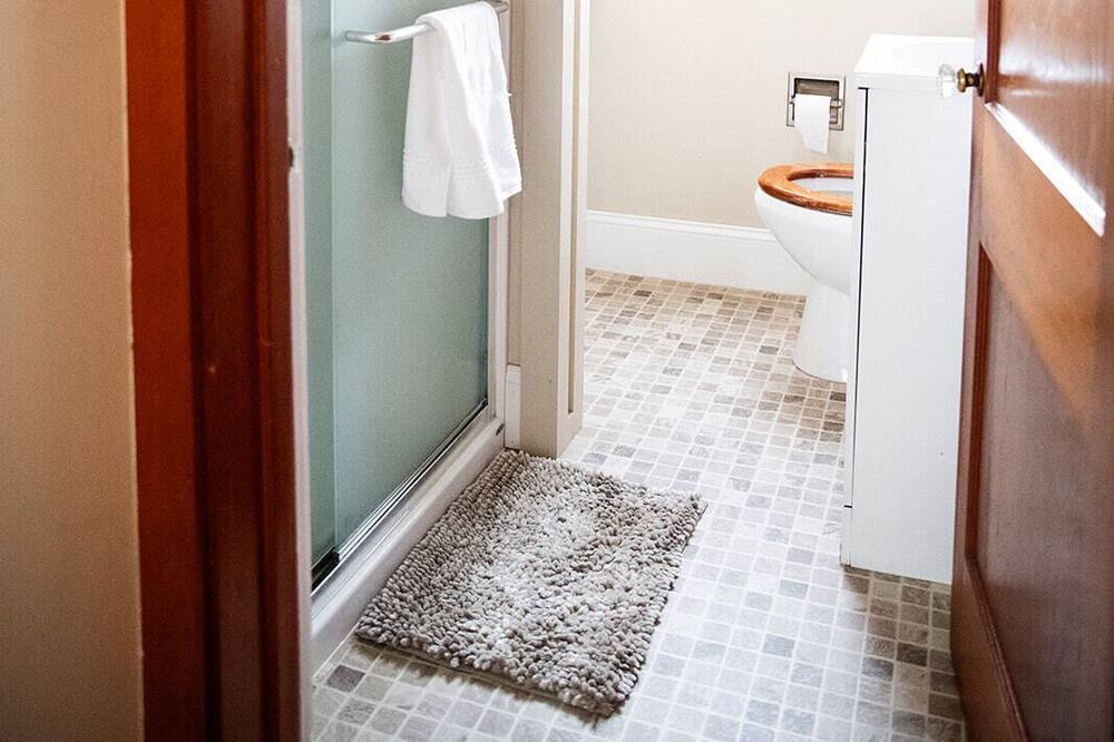 Photo of Bathroom in Monmouth