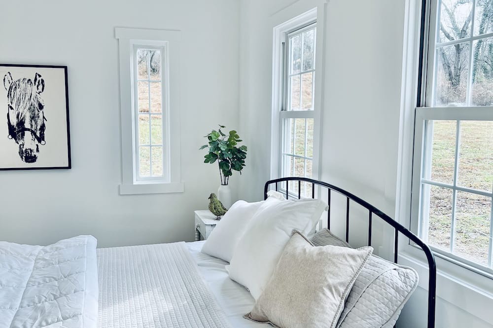 Photo of Bedroom in Hamilton